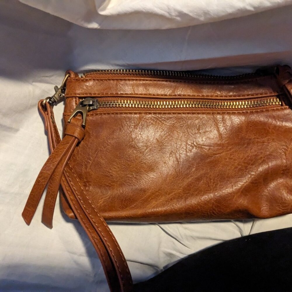 Shiraleah Chicago Tan Wringlet Genuine Leather Very Nice